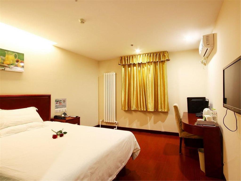 Greentree Inn Shanghai Zhongshan Hutai Hotel Exterior photo