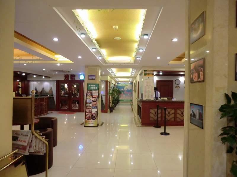 Greentree Inn Shanghai Zhongshan Hutai Hotel Exterior photo